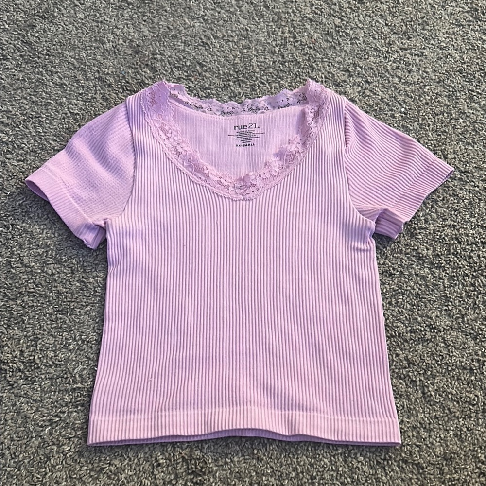 Rue21 Women’s Light Pink Lace Trim Tee